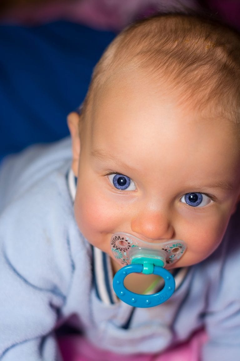 Pacifiers Good Or Bad? 10 Interesting Facts About Pacifiers
